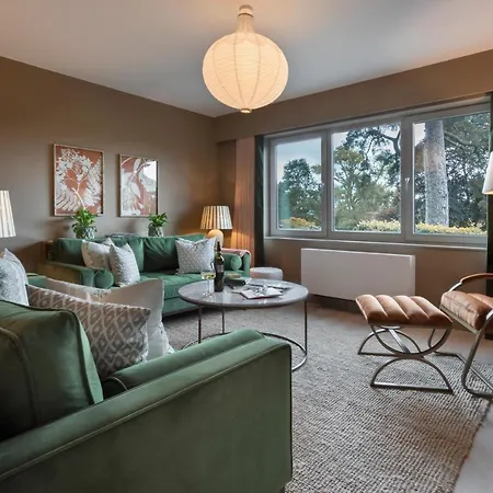 Barakat Lakes Escape, Holiday home