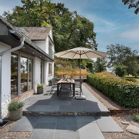 Barakat Lakes Escape, - Ridgestone