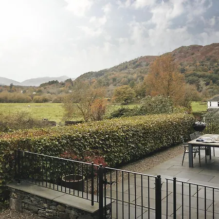 Semesterbostad Barakat Lakes Escape, - Ridgestone