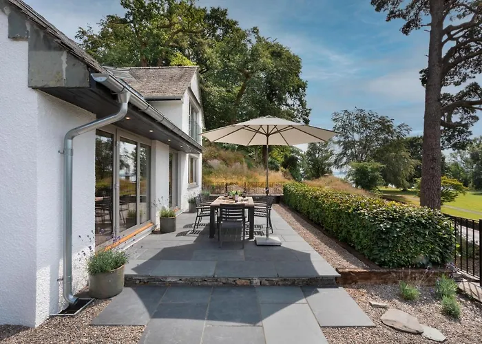 Barakat Lakes Escape, - Ridgestone